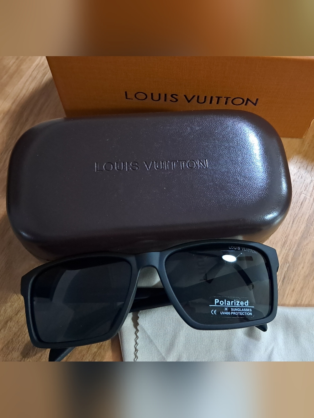 Louis Vuitton Black Frame Sunglasses with Dark Grey Lenses - Picture 2 of 11